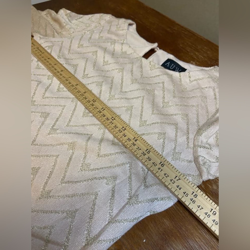 AUW Cream Chevron Long Sleeve Dress - Picture 9 of 10